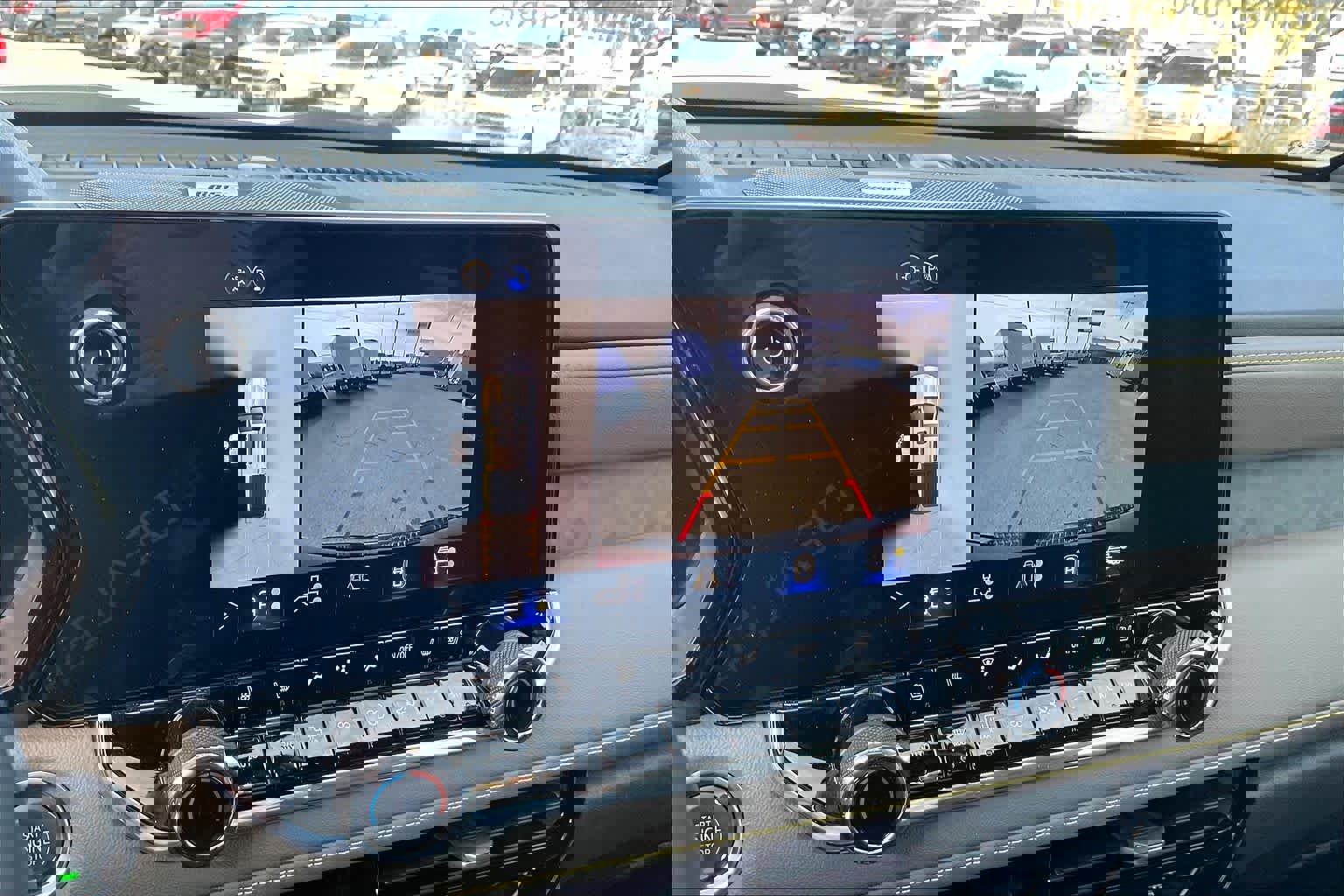 Used 2025 Chevrolet Colorado ZR2 w/ Technology Package image 25