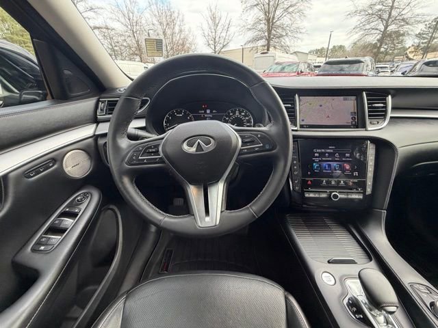 Used 2021 INFINITI QX50 Sensory image 12