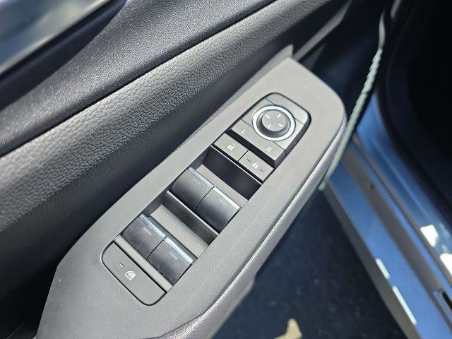 Used 2025 Toyota Prius Plug-In Hybrid w/ Limited Premium Package image 21