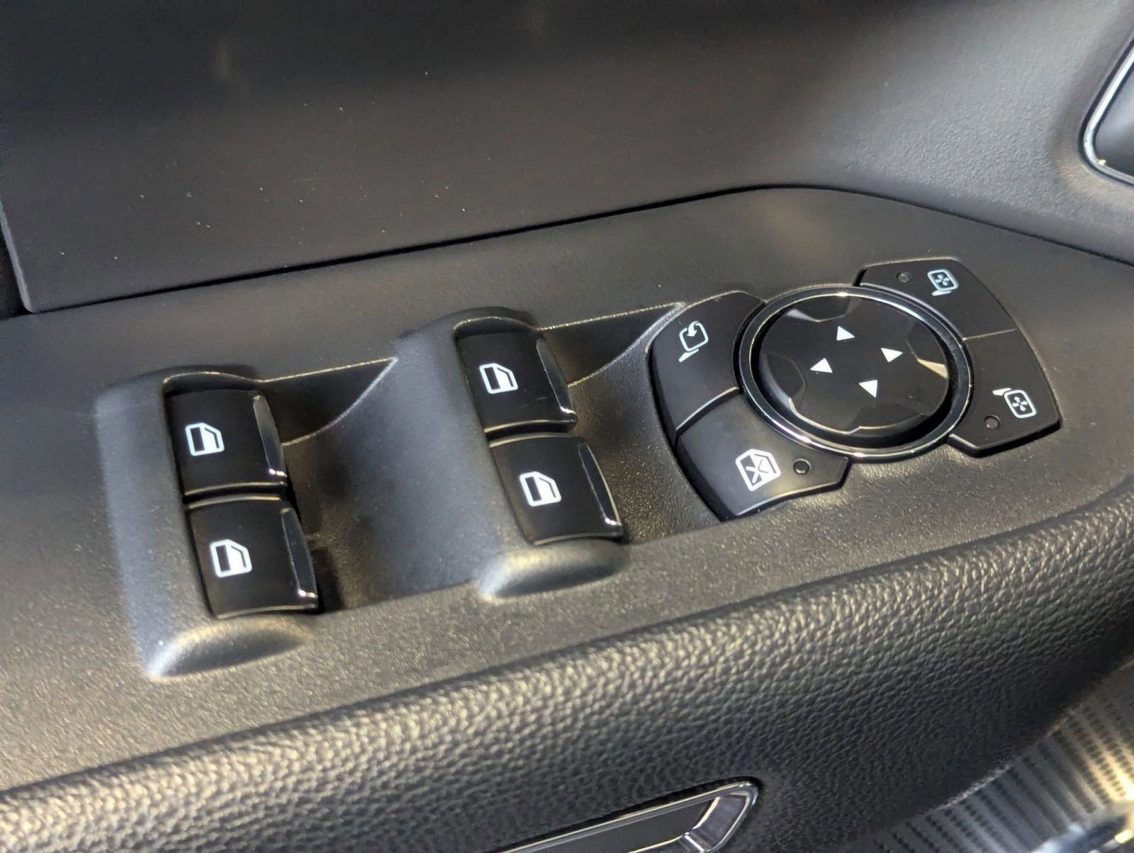 Certified 2023 Ford Expedition XLT image 24