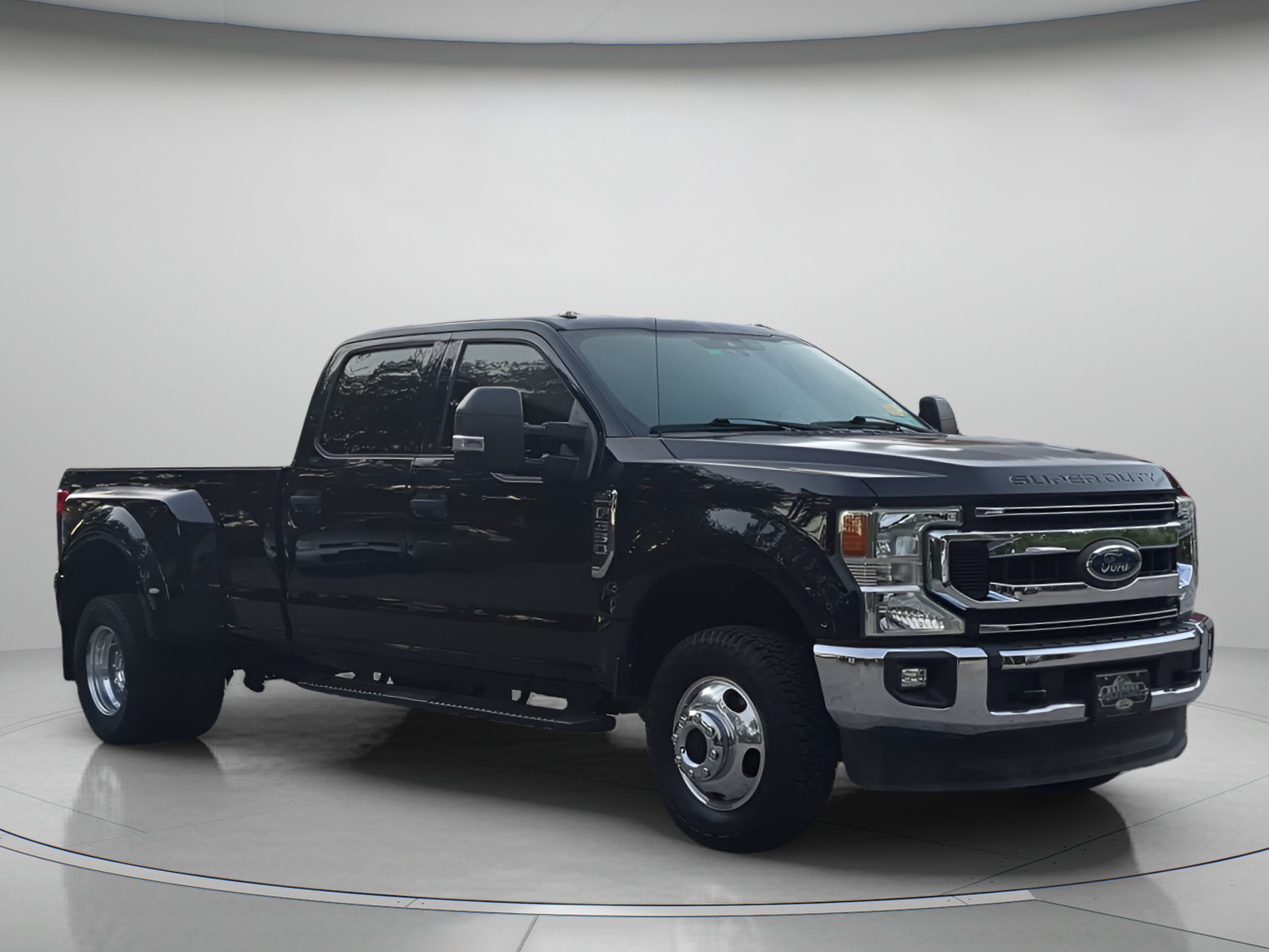 Certified 2020 Ford F350 XLT w/ XLT Value Package AWD/4WD image 38
