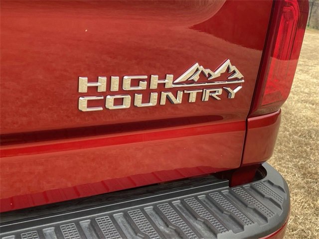 Used 2024 Chevrolet Silverado 2500 High Country w/ High Country Premium Package image 10