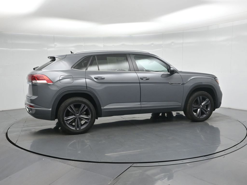 Used 2021 Volkswagen Atlas Cross Sport SE image 14