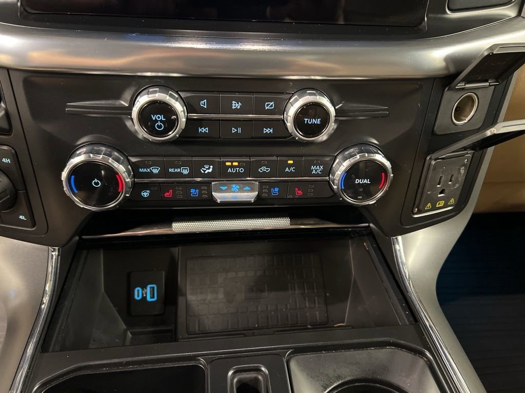 Certified 2022 Ford F150 Lariat w/ Equipment Group 502A High image 13