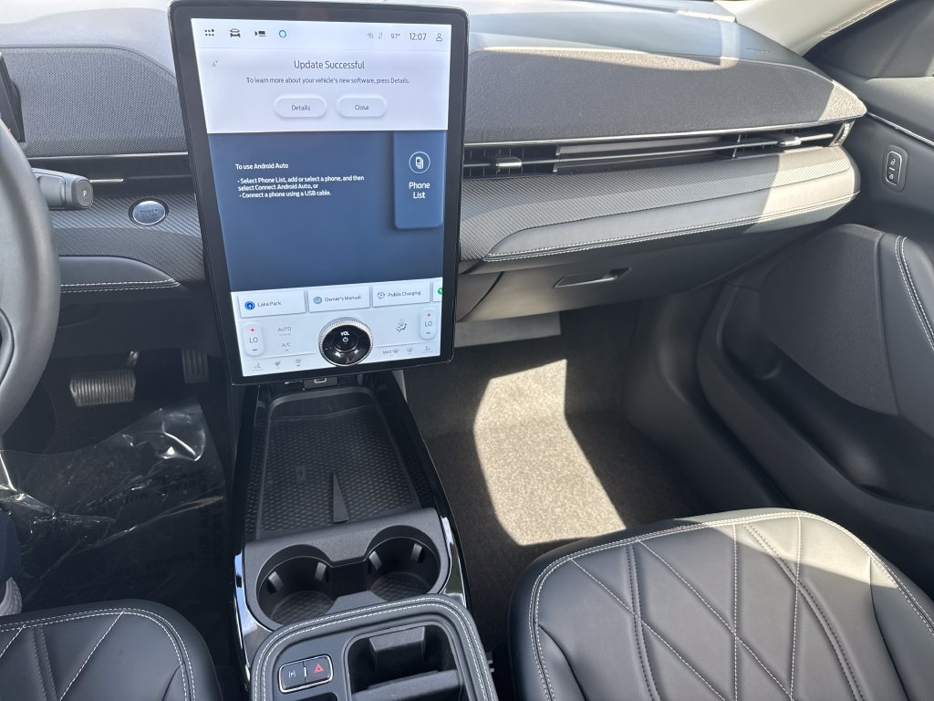 Certified 2025 Ford Mustang Mach-E Select w/ Comfort Package Lite RWD image 19