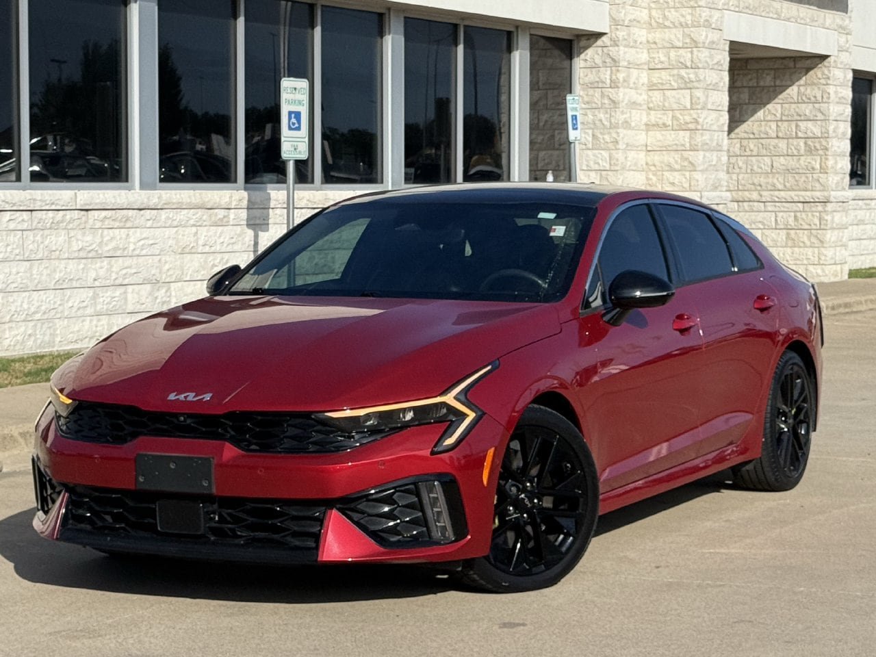 Used 2025 Kia K5 GT w/ GT1 Package FWD image 2
