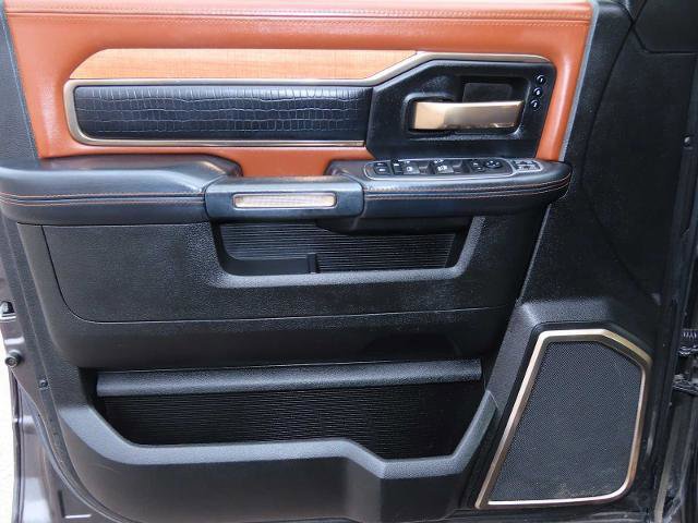 Used 2023 RAM 3500 Limited image 15