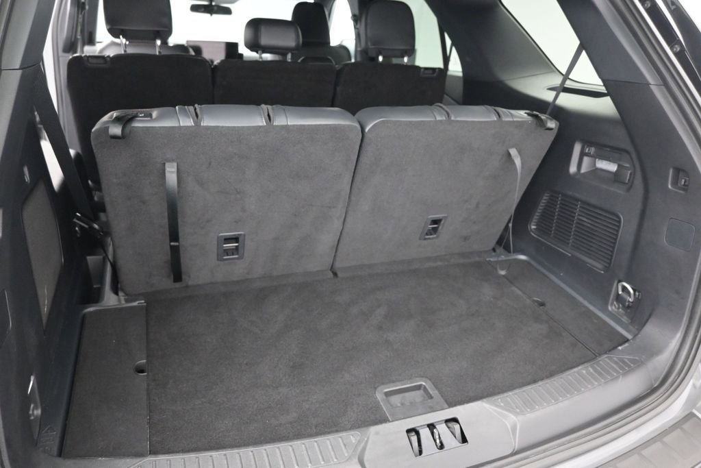 Certified 2025 Ford Explorer ST-Line RWD image 9