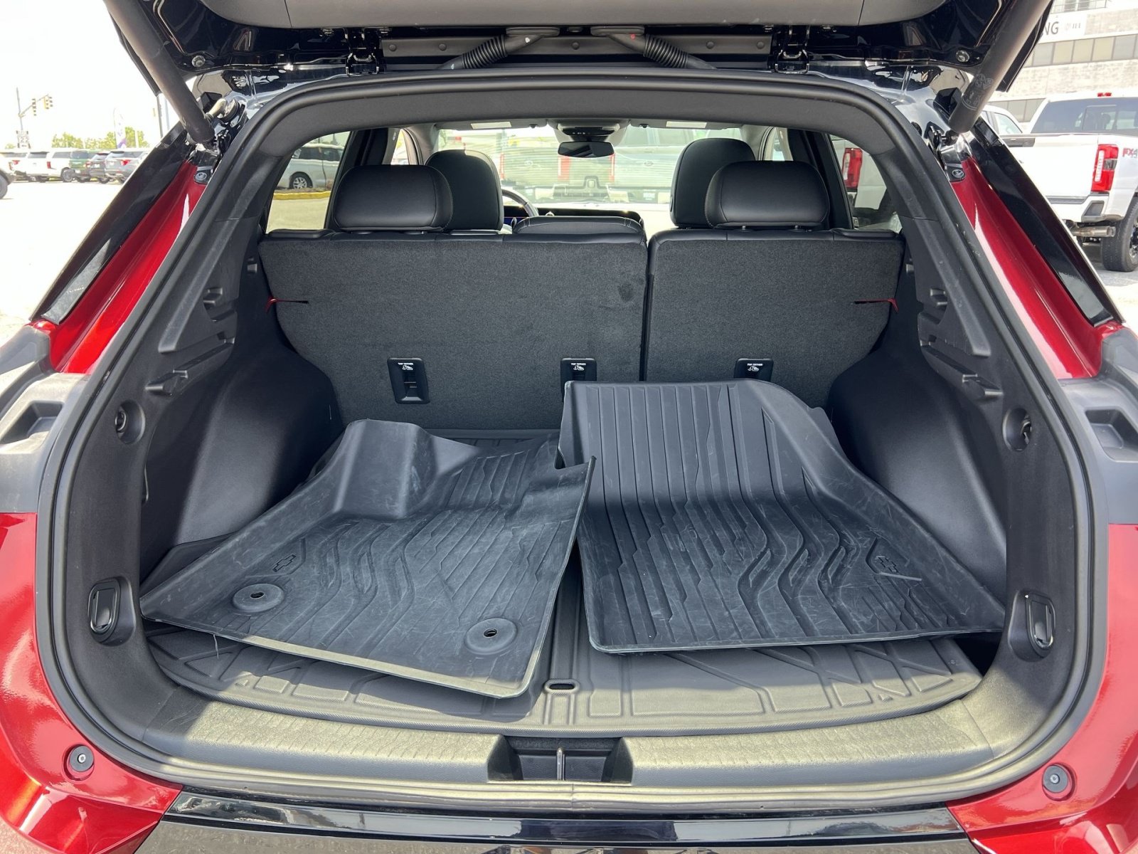 Used 2025 Chevrolet Equinox EV RS AWD/4WD image 26