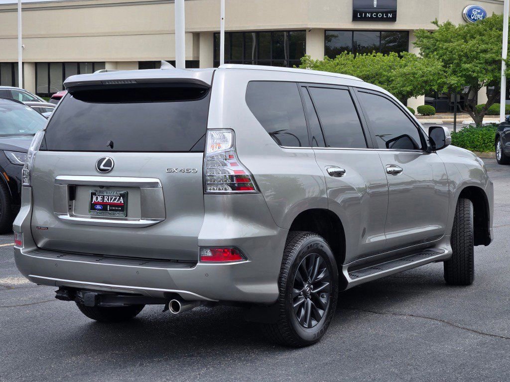 Used 2023 Lexus GX 460 Premium image 4