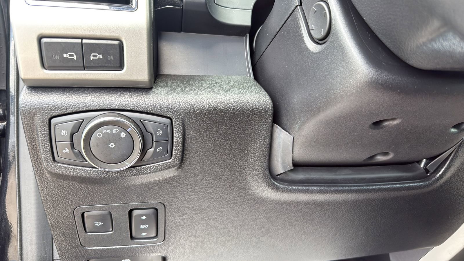 Certified 2020 Ford F250 Lariat AWD/4WD image 16