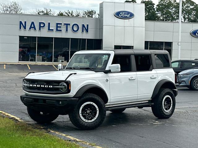 Certified 2023 Ford Bronco Outer Banks w/ Sasquatch Package