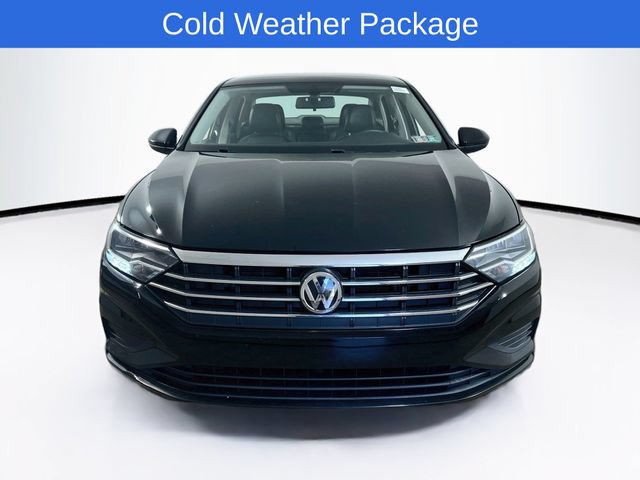 Used 2019 Volkswagen Jetta SE w/ Cold Weather Package FWD image 2