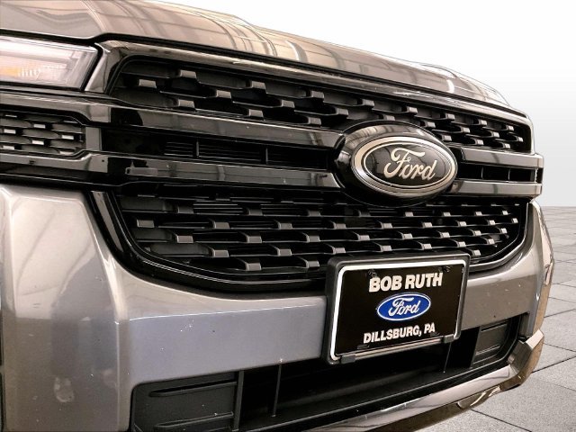 Certified 2025 Ford Ranger XLT w/ Black Appearance Package AWD/4WD image 29