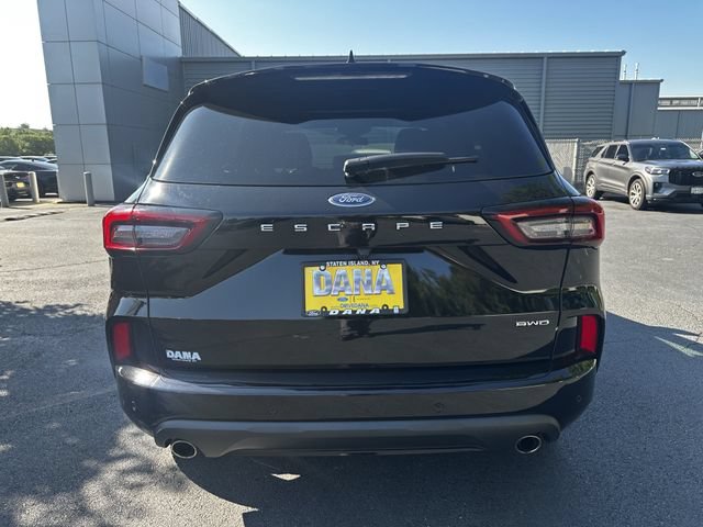 Certified 2024 Ford Escape ST-Line w/ Tech Pack #1 AWD/4WD image 6