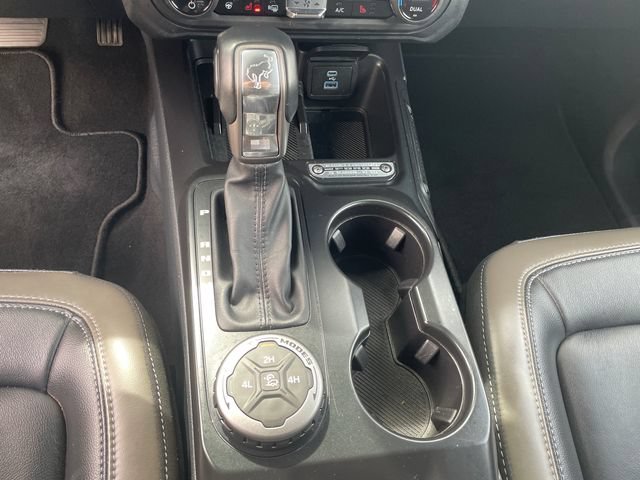 Certified 2025 Ford Bronco Outer Banks AWD/4WD image 35