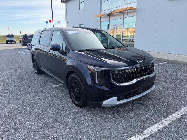 Used 2025 Kia Carnival image 7