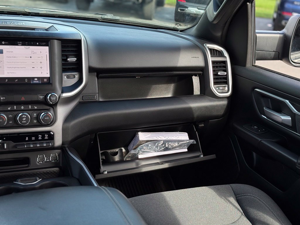 Used 2022 RAM 1500 Big Horn AWD/4WD image 24