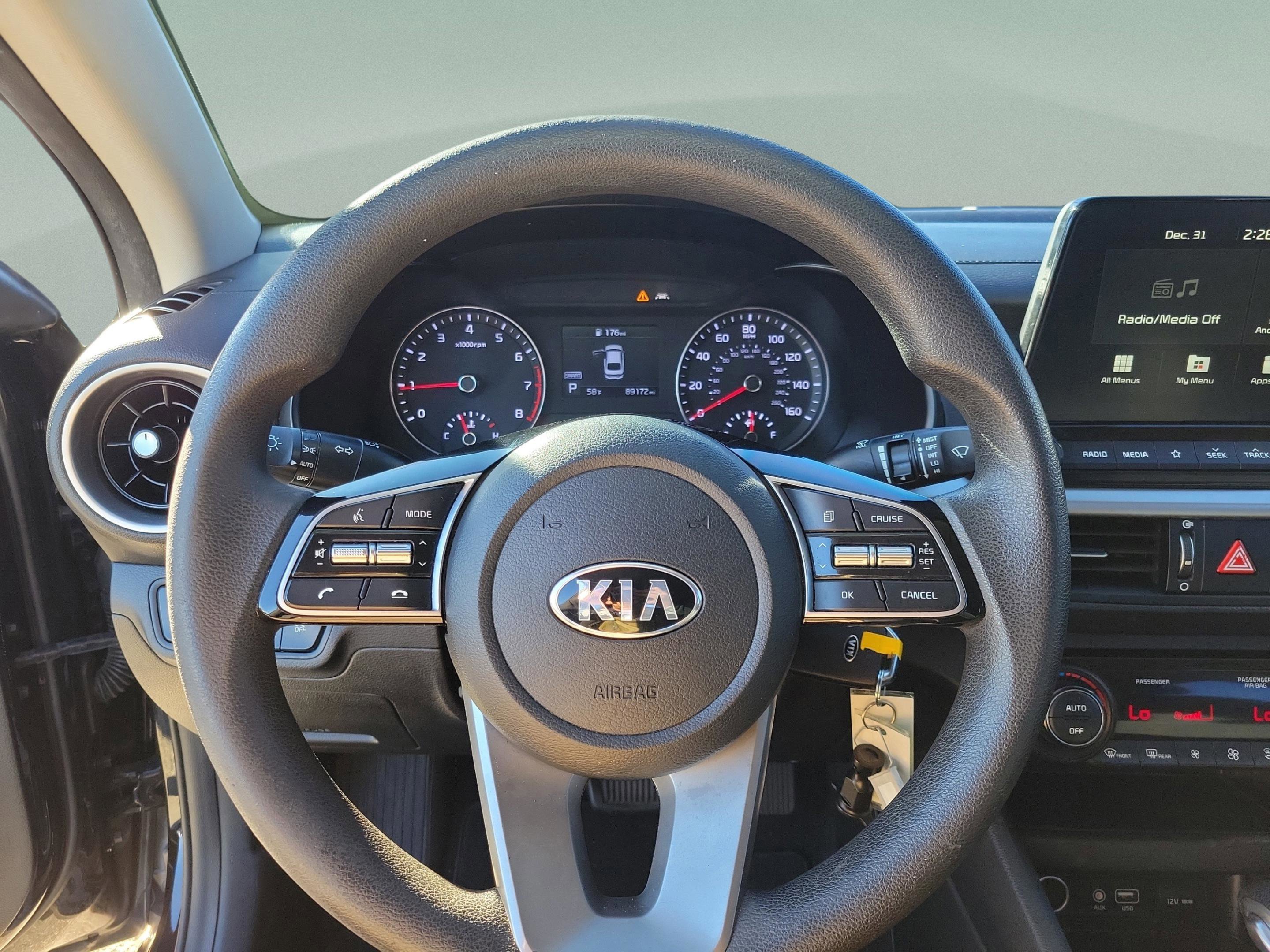 Used 2019 Kia Forte LXS image 9