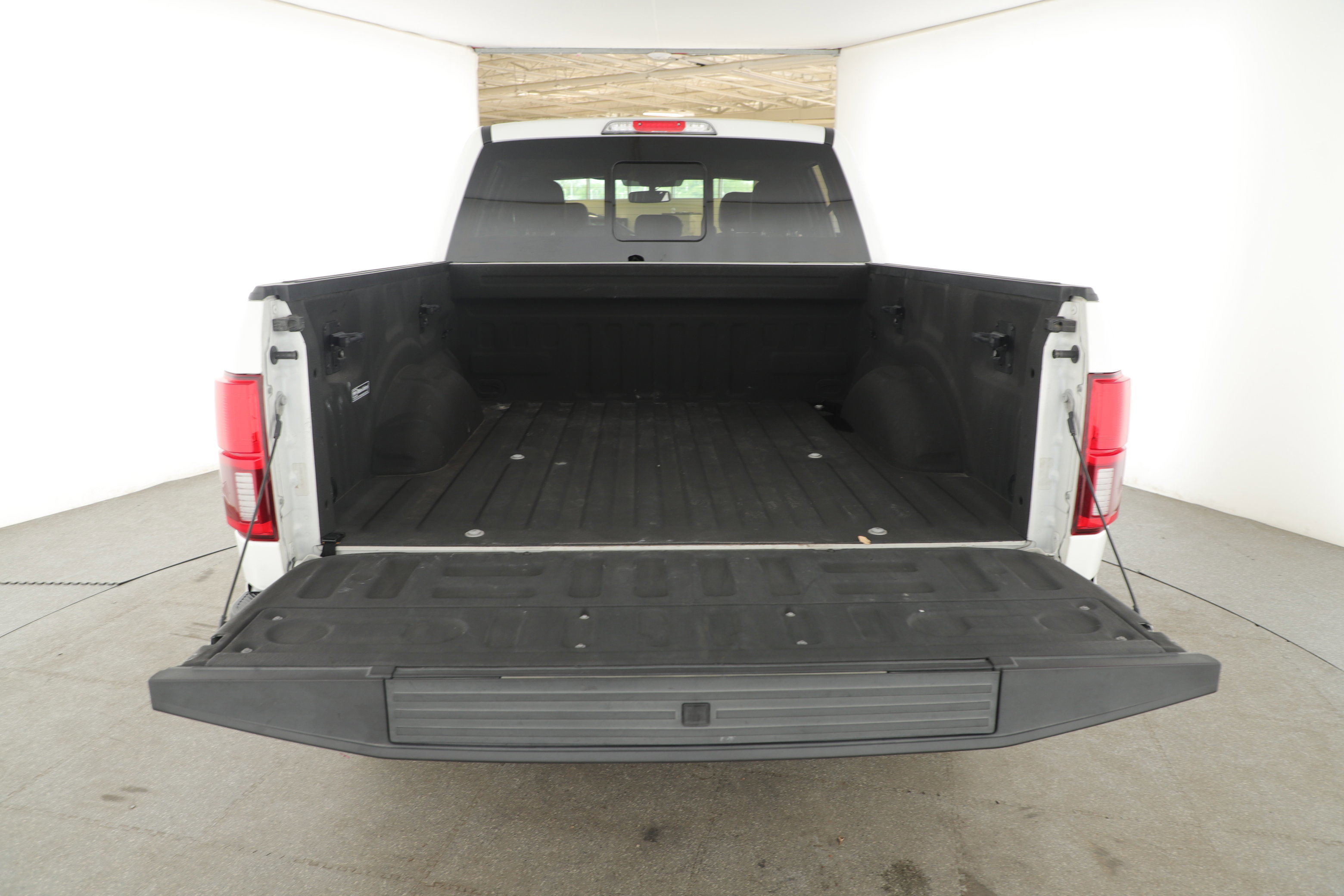 Certified 2020 Ford F150 King Ranch w/ Equipment Group 601A Luxury image 5