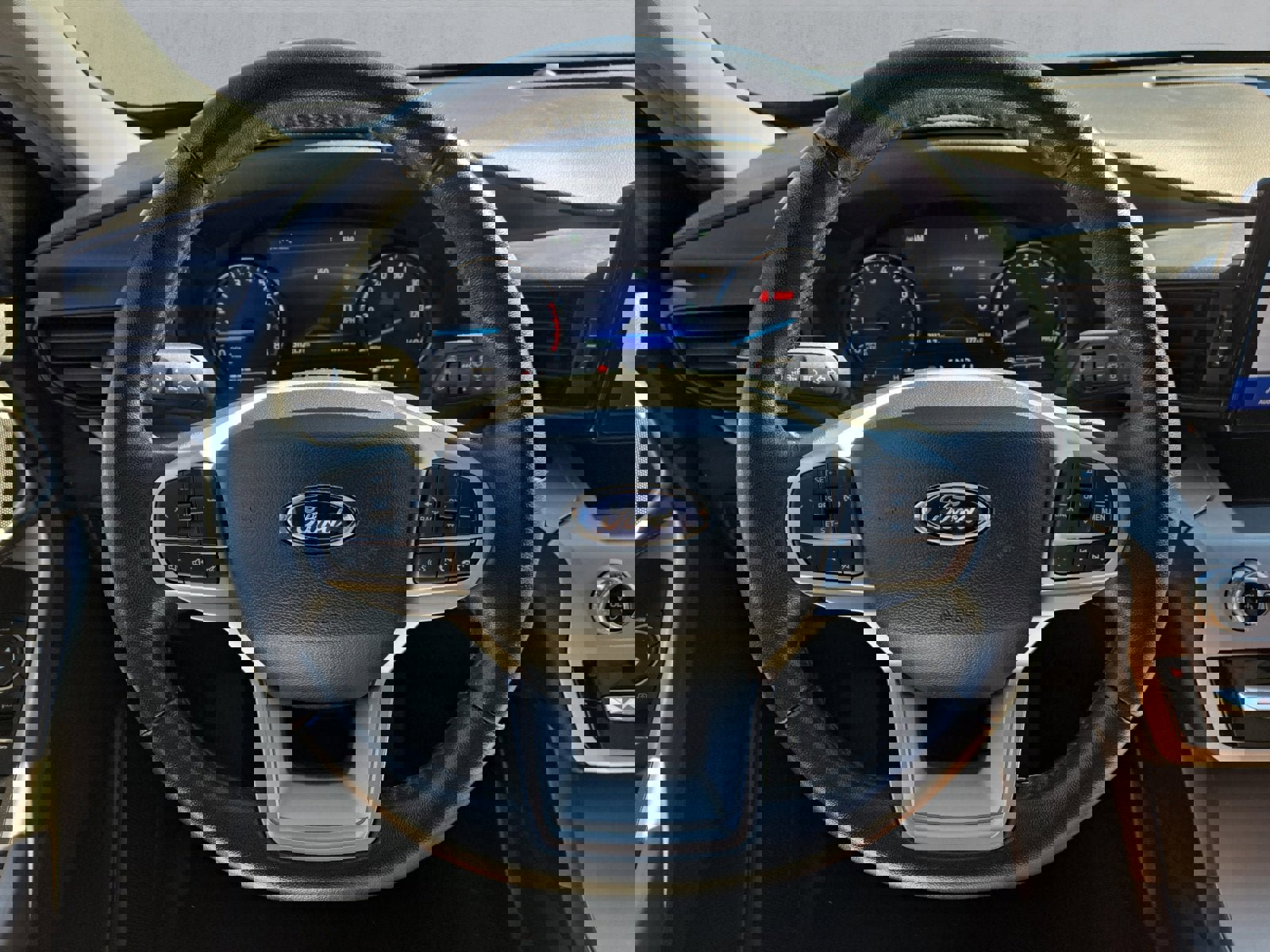 Certified 2022 Ford Explorer XLT image 13