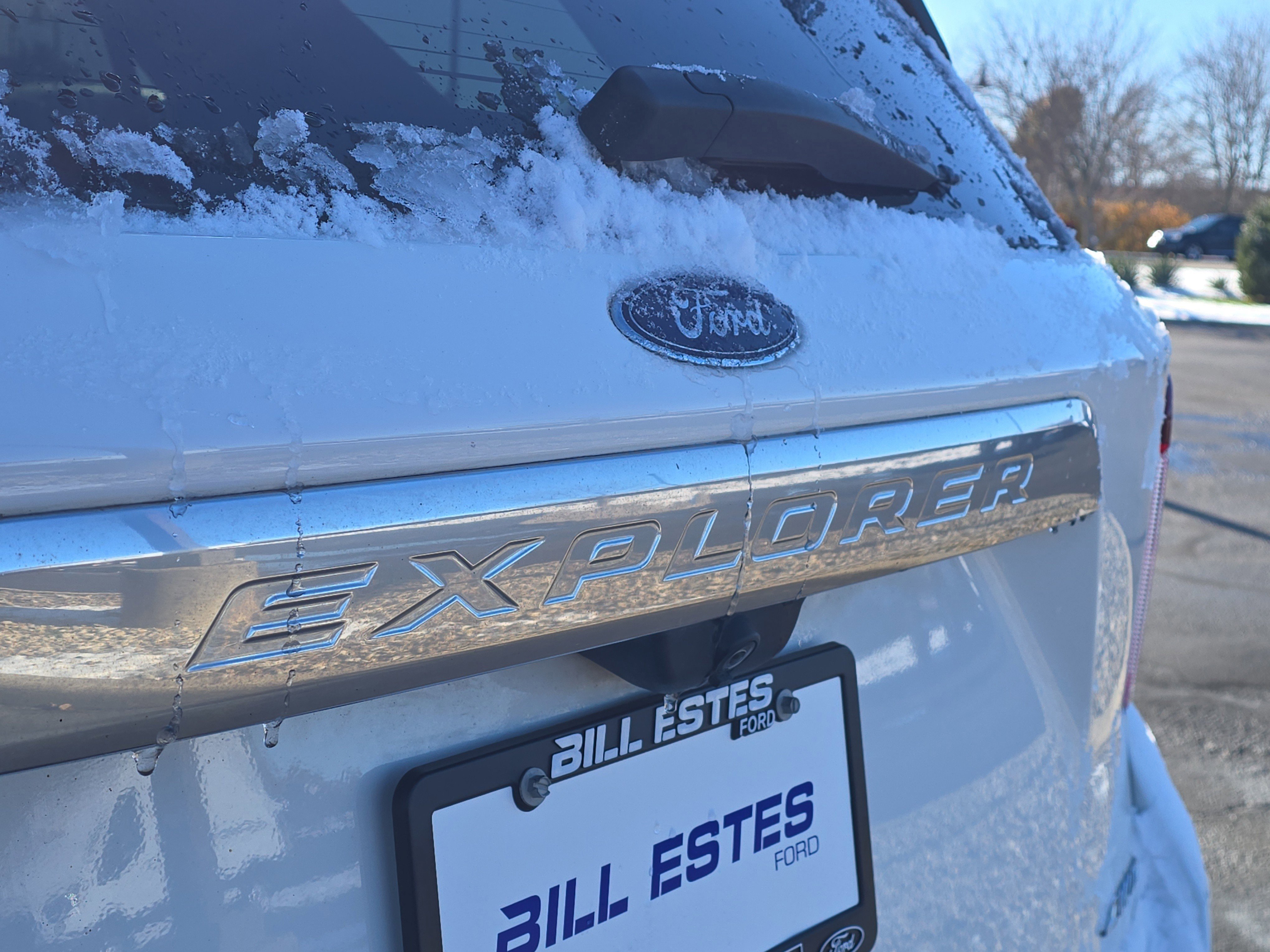 Certified 2021 Ford Explorer Platinum w/ Equipment Group 601A image 7