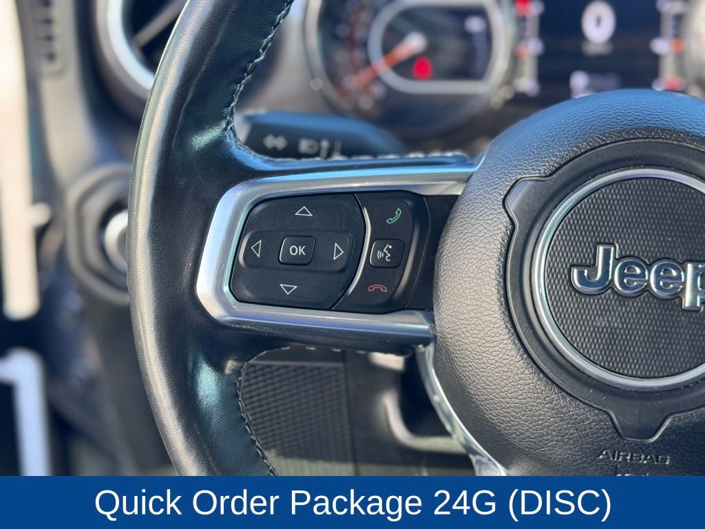 Used 2022 Jeep Wrangler Unlimited Sahara w/ Cold Weather Group image 15