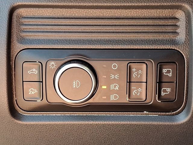 Certified 2026 Ford F350 Lariat w/ Chrome Package image 26