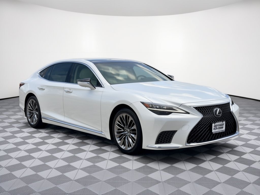 Used 2023 Lexus LS 500 w/ Interior Upgrade Package RWD image 7