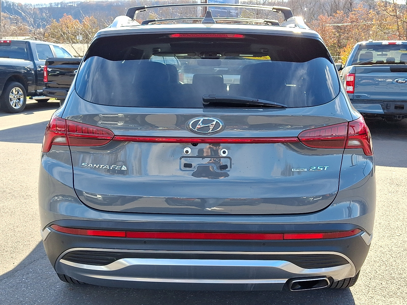 Used 2023 Hyundai Santa Fe Limited image 9