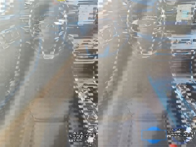 Certified 2022 Ford Explorer XLT w/ Equipment Group 202A image 9