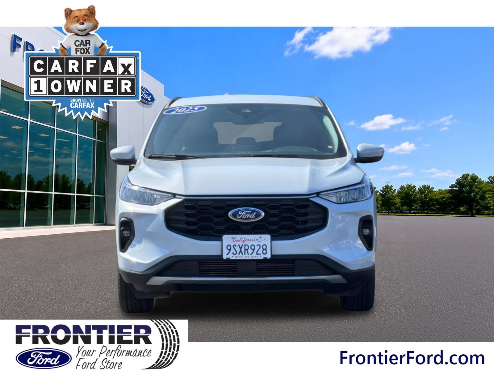 Certified 2025 Ford Escape ST-Line Select AWD/4WD image 10
