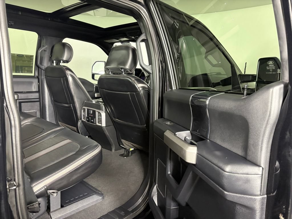 Certified 2021 Ford F250 Platinum w/ FX4 Off-Road Package AWD/4WD image 35