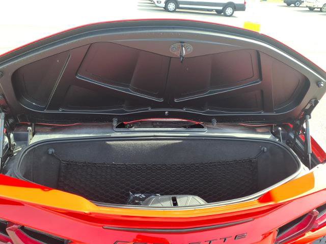 Used 2021 Chevrolet Corvette 3LT w/ Z51 Performance Package image 17