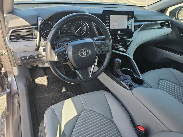 Used 2024 Toyota Camry SE AWD/4WD image 15