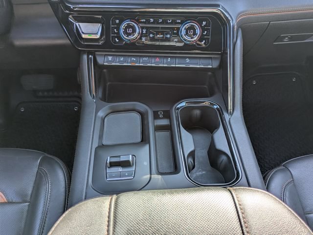 Used 2024 GMC Sierra 2500 AT4 w/ AT4 Premium Plus Package AWD/4WD image 19