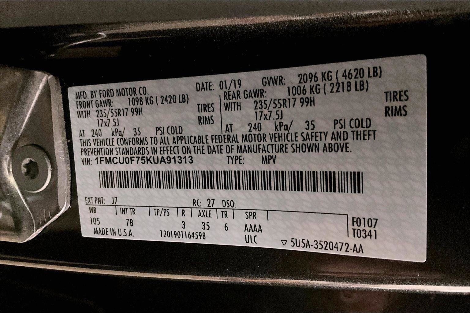 Certified 2019 Ford Escape S image 32