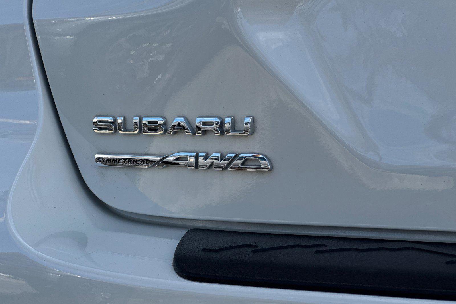 Used 2024 Subaru Crosstrek 2.0i Premium image 33