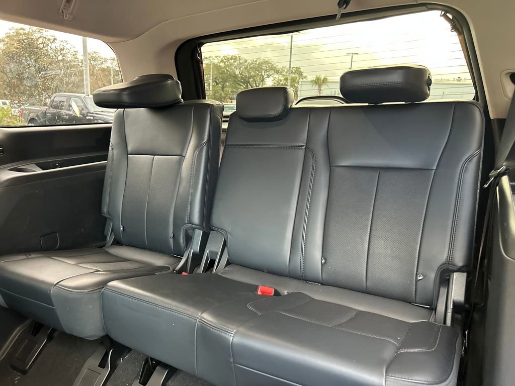 Certified 2024 Ford Expedition XLT image 14