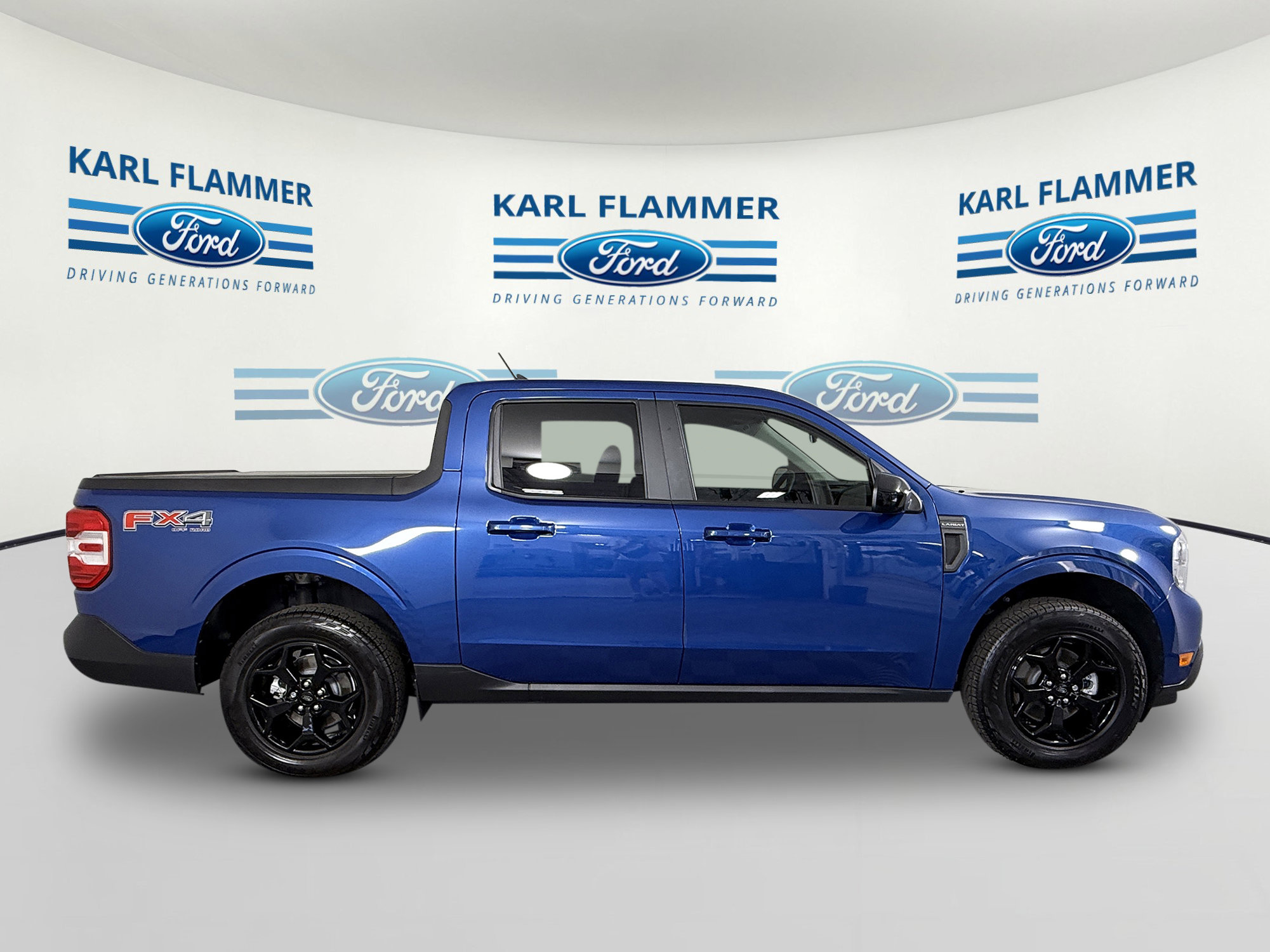Certified 2024 Ford Maverick Lariat w/ FX4 Off-Road Package AWD/4WD image 2