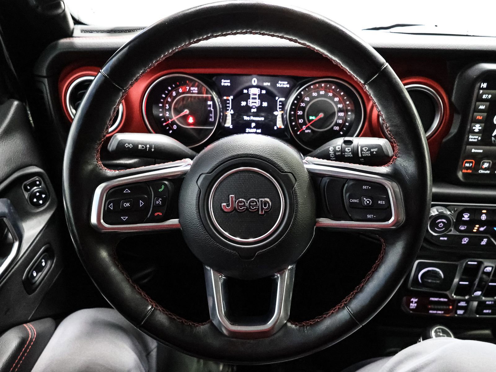 Used 2022 Jeep Wrangler Unlimited Rubicon w/ Cold Weather Group image 31