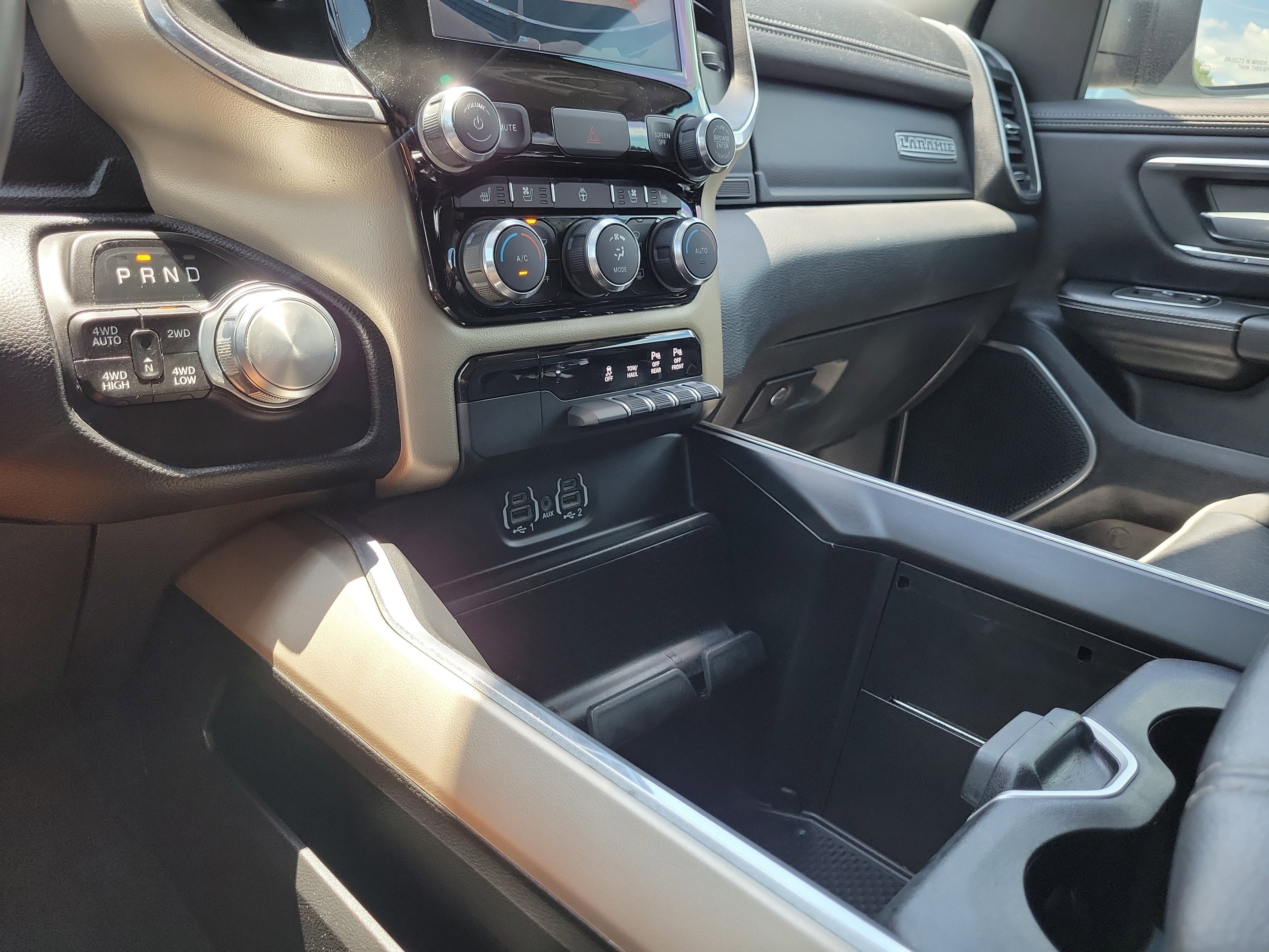 Used 2022 RAM 1500 Laramie AWD/4WD image 28