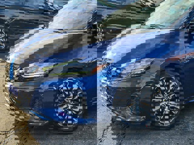 Used 2023 Nissan Maxima SL image 2