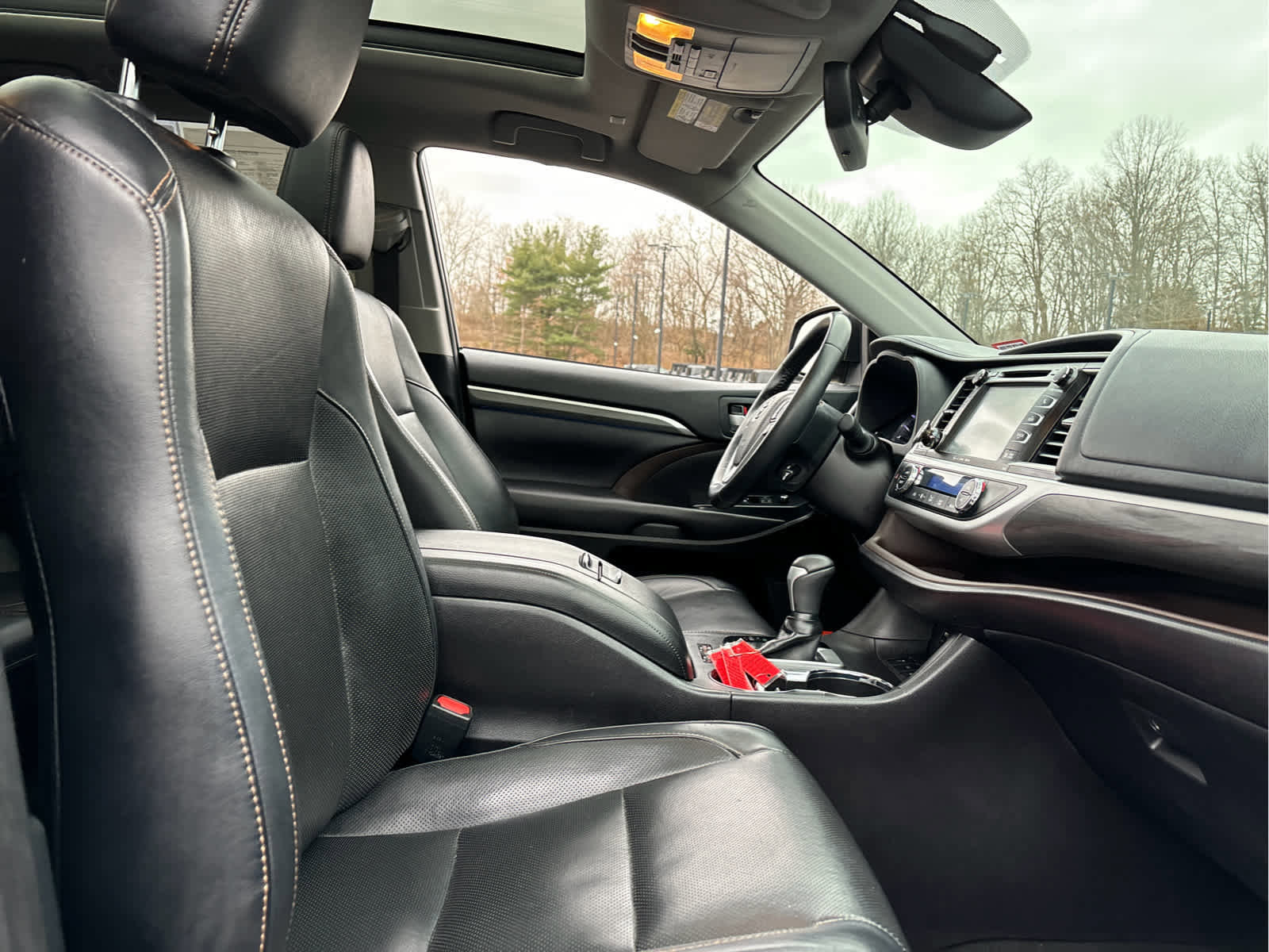 Used 2019 Toyota Highlander Limited Platinum image 26