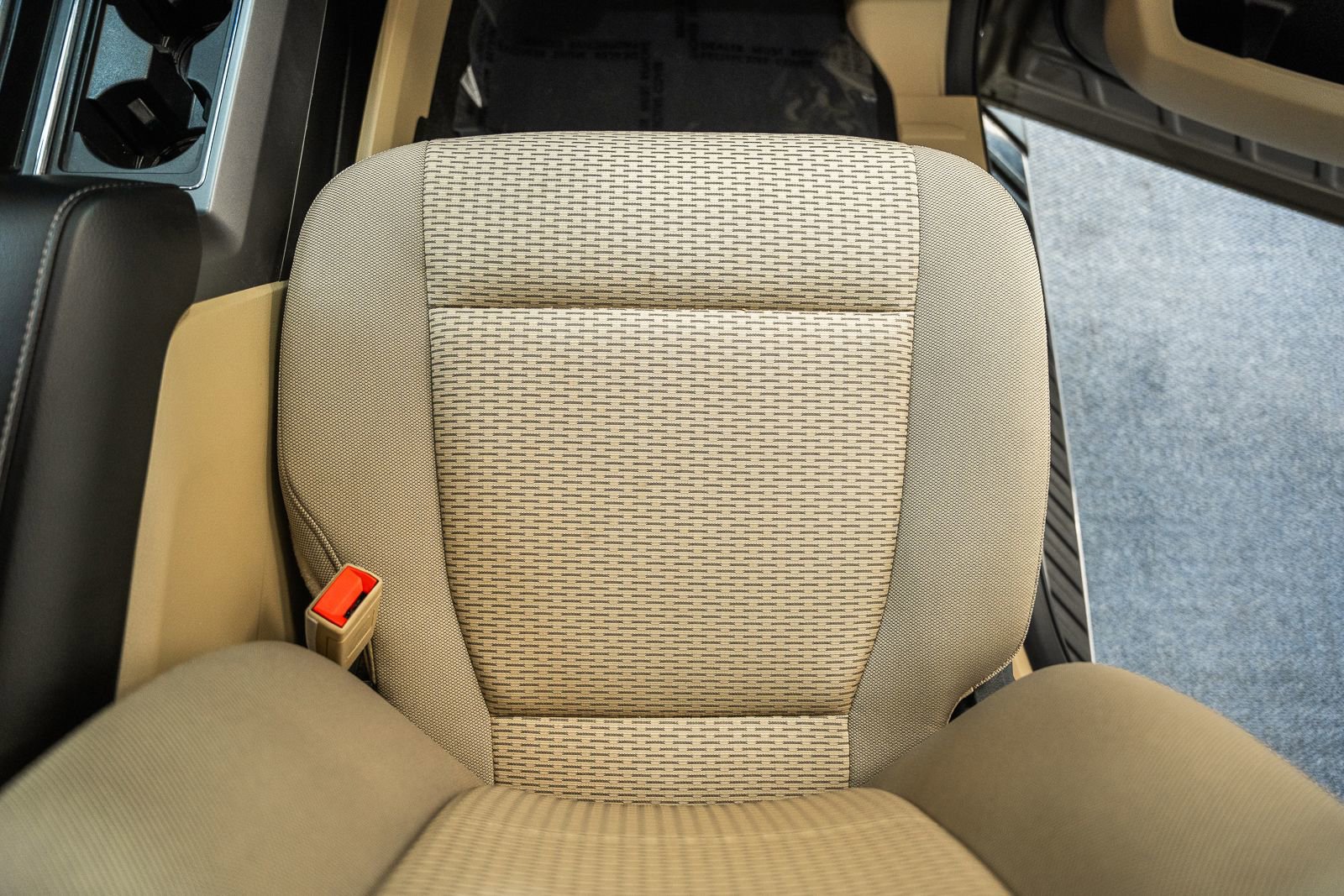 Certified 2020 Ford F150 XLT w/ Equipment Group 302A Luxury image 35