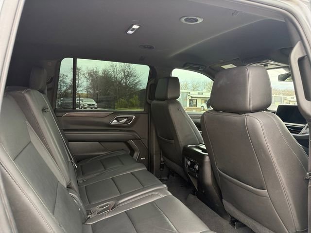 Used 2021 Chevrolet Suburban Z71 image 13