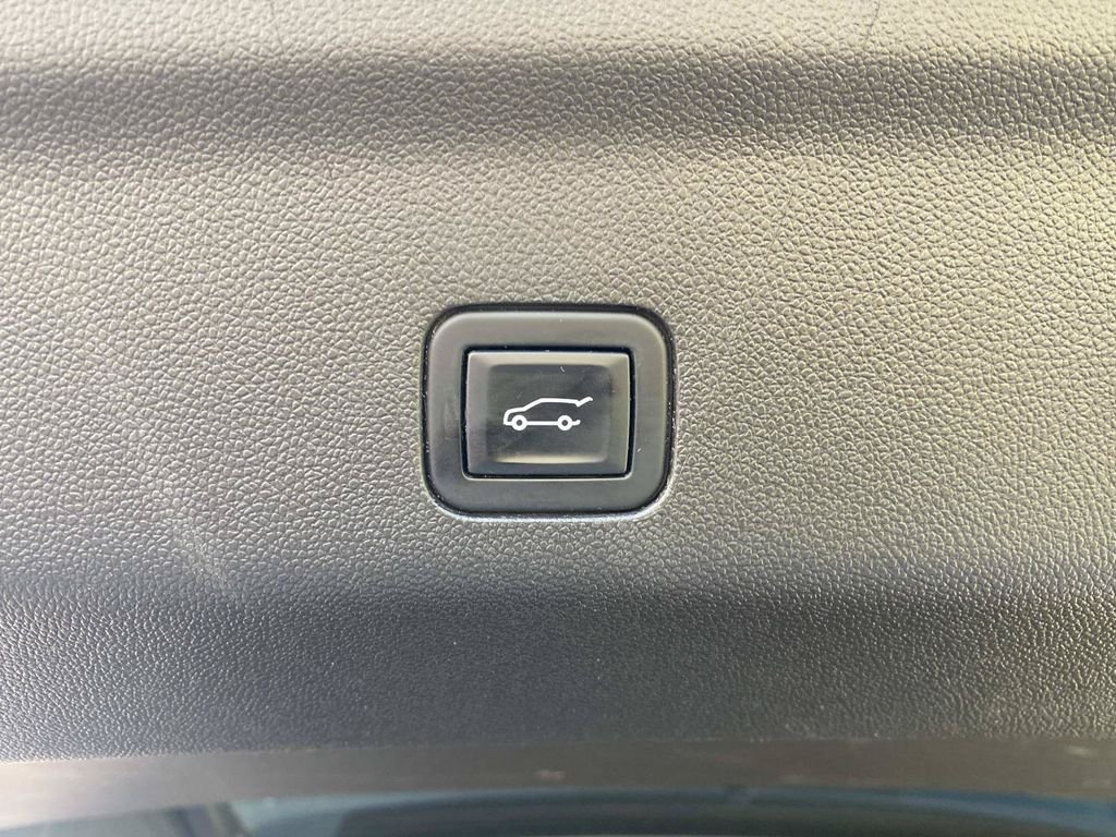 Used 2021 Chevrolet Tahoe LT RWD image 7