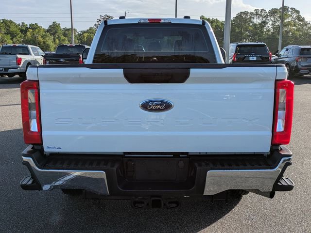Certified 2023 Ford F250 XL w/ XL Chrome Package RWD image 4