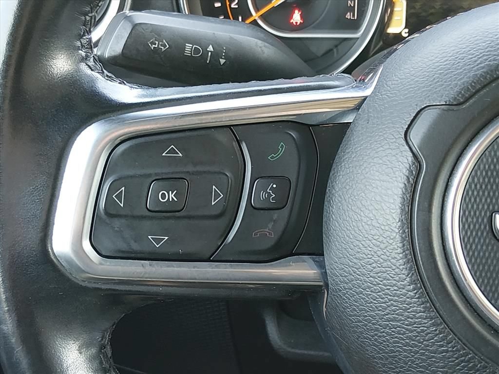 Used 2022 Jeep Wrangler Unlimited Sahara AWD/4WD image 24
