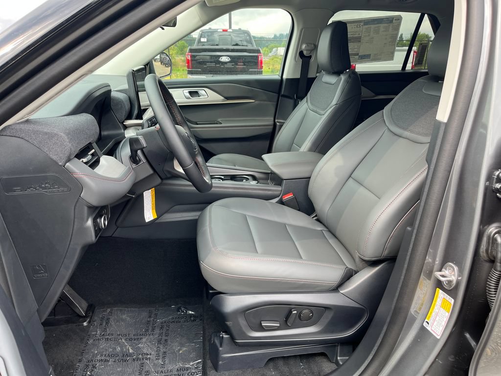 Certified 2026 Ford Explorer Active w/ Active Comfort Package AWD/4WD image 43